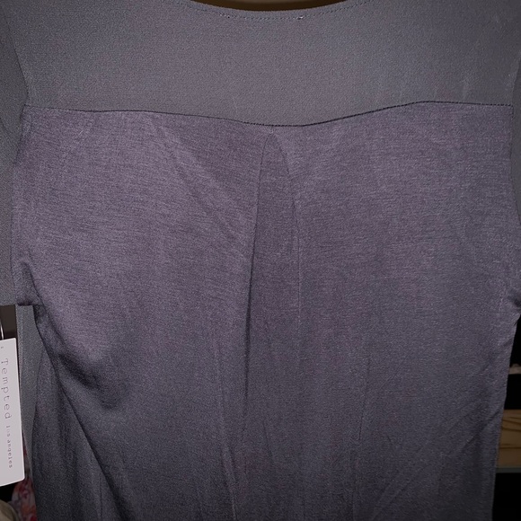 Small Zip up Gray Blouse - Picture 7 of 8